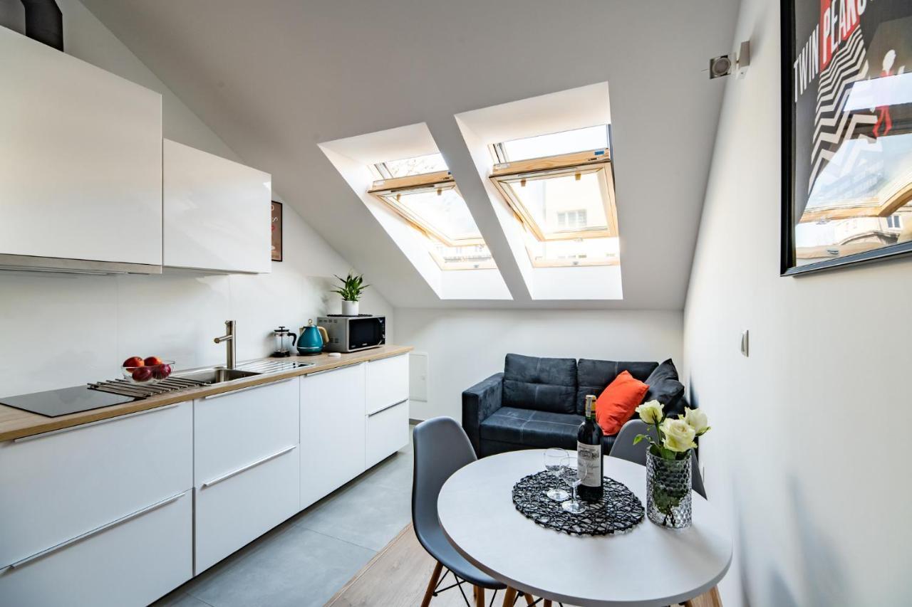 Neo Sky Apartment, Free Parking, 15 Min Walk Old Town&Kazimierz - By Homelike Krakow Dış mekan fotoğraf