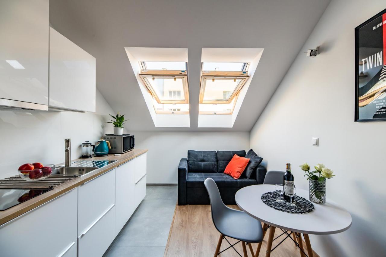 Neo Sky Apartment, Free Parking, 15 Min Walk Old Town&Kazimierz - By Homelike Krakow Dış mekan fotoğraf